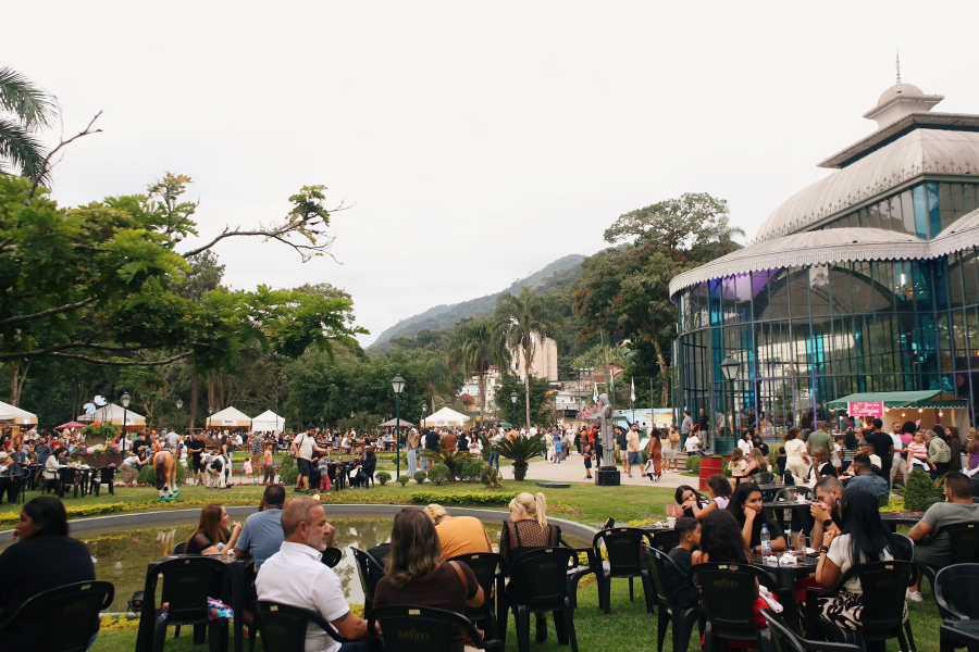 P&aacute;scoa Petr&oacute;polis 2026