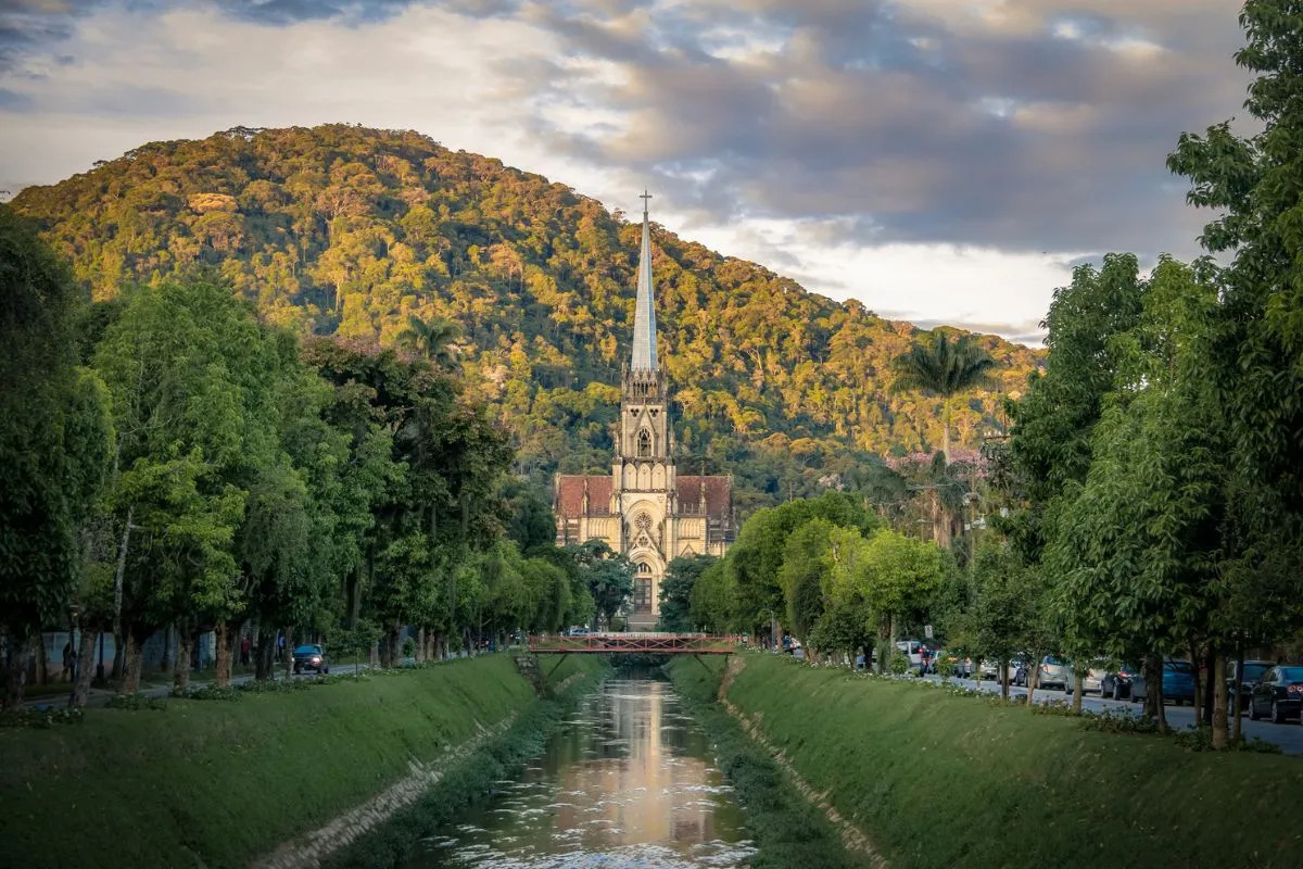Petr&oacute;polis